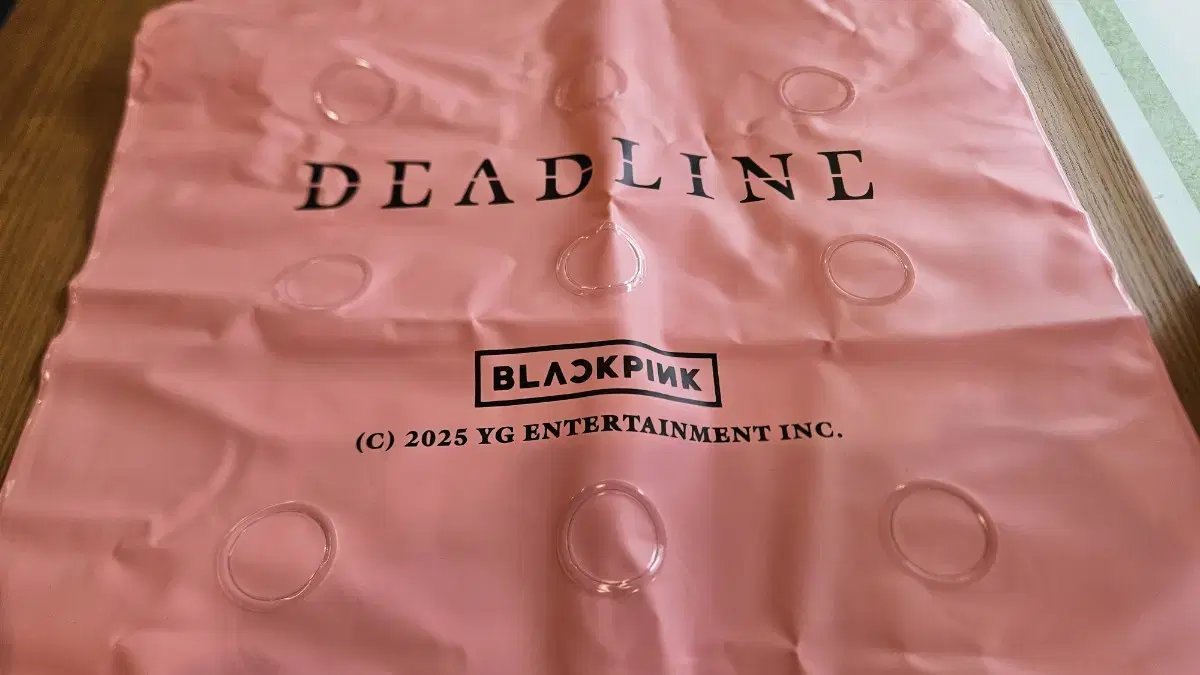 BLACKPINK | 블랙핑크 [New] Blackpink Deadline Tour Shoulder